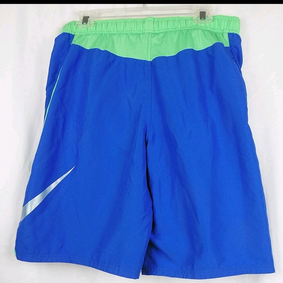 Nike Men's Swim Shorts in Blue and Green - Picture 2 of 16
